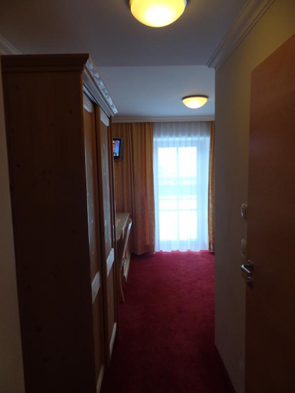 Unterwirt Hotel Saalbach-Hinterglemm Ruang foto